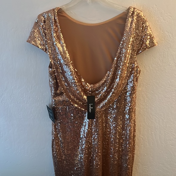 lulus blush Gold Sequin Cowl Back Floor Length Gown Large - Picture 5 of 7